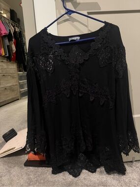 Sweet Love Black Lace-Accent Women's Blouse